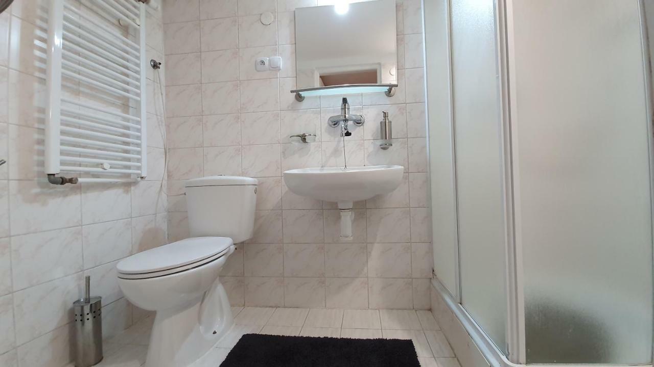 Apartmany Anna Besenova Bagian luar foto
