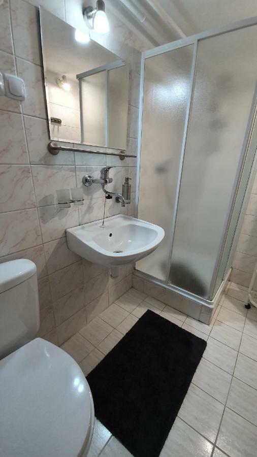Apartmany Anna Besenova Bagian luar foto